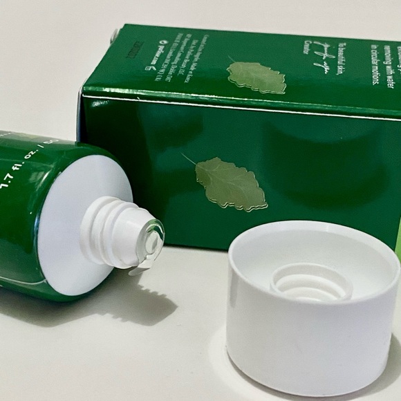 Purlisse Kale +Vitamin K Exfoliator Exfoliating Face Polish - NEW SEALED - 1.7oz - Picture 3 of 5